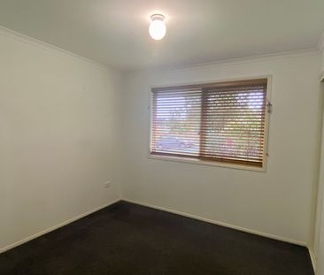 Comfortable Family Living in a Quiet Oxenford Pocket - Photo 1