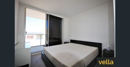 Luxury Executive Fully Furnished Apartment in CBD! - Photo 5