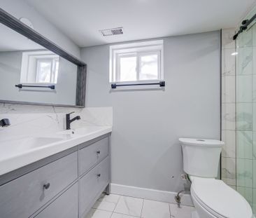 For Lease - 203 Van Dusen Boulevard, Toronto, Ontario - Photo 5