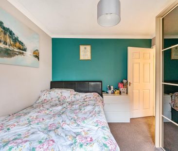2 bedroom maisonette to rent - Photo 5