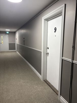 For Lease - 31 Huron Heights Drive, Newmarket, Ontario - Photo 1