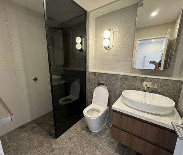 Near New two-bedroom apartments with Park View - Photo 6