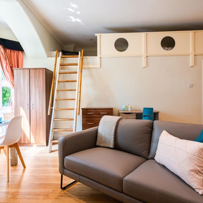 1 bedroom flat to rent - Photo 1