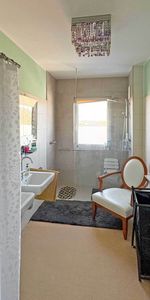 Dach­ge­schoß­woh­nung mit Weit­blick in Eugen­dorf - Photo 3