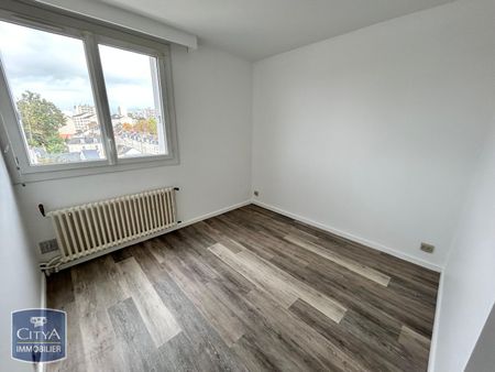 Location Appartement 4 pièces 78m² LE MANS 72000 - Photo 2