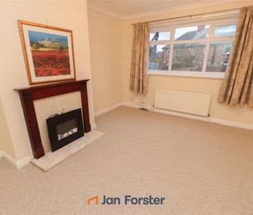 3 Bedroom House - End Terrace - Photo 1