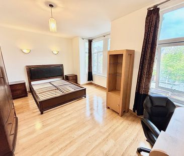 Burghley Road, Leytonstone, E11, London - Photo 4