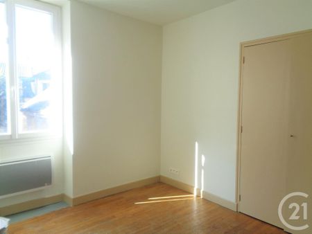 Location Appartement 2 pièces 28m² SOUILLAC 46200 - Photo 2