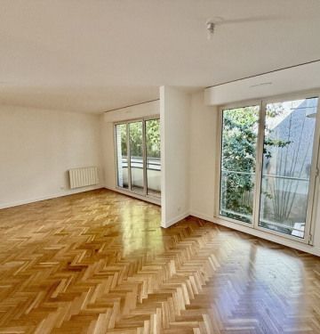 Appartement • Val de Grace - Photo 2