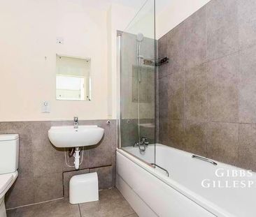 Imperial Drive, Harrow, HA2 - Photo 6