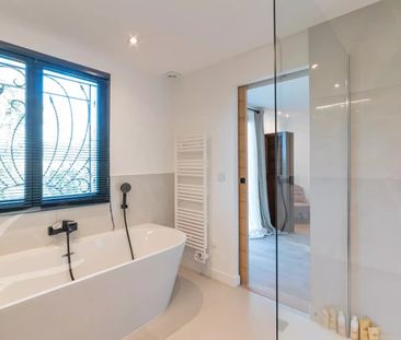 Maison à louer Mougins, Cote d'Azur, France10 000 EUR / Mois - Photo 2