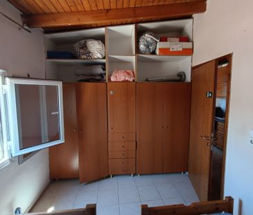 Ενοικιάζεται επιπλωμένη δίχωρη γκαρσονιέρα μόνο σε φοιτητές Θέρισσο... - Photo 1