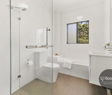 Available 12 December - Photo 6