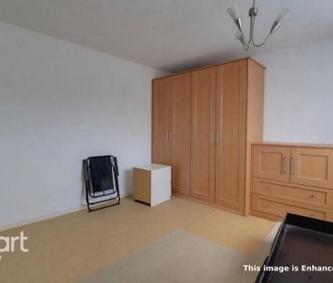 3 bedroom end of terrace house to rent - Photo 4
