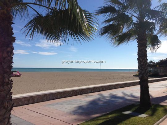 Apartment in Torremolinos, Playamar, for rent - Photo 1