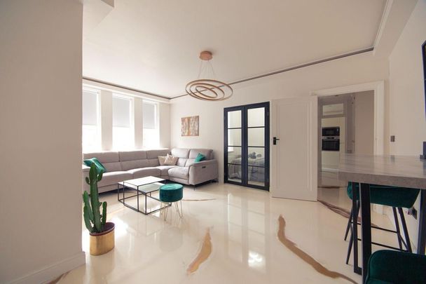 1 Bed Flat, Hillside Court, NW3 - Photo 1