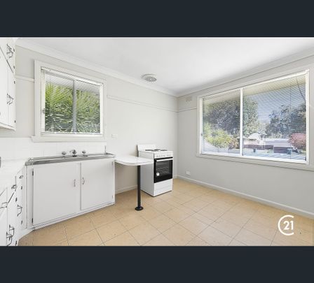 70 Mckenzie Street, Echuca, Vic 3564 - Photo 1