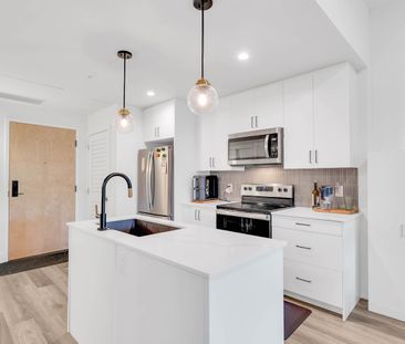 For Lease - 121 Mary Street Unit# 414, Clearview, Ontario - Photo 3