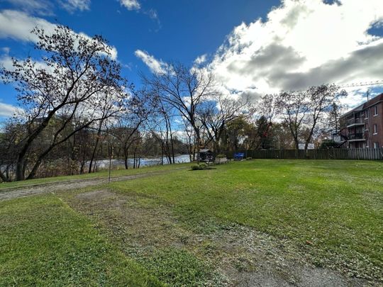 305 Rue Laviolette, app.109, J7Y 4H7, J7Y 4H7, Saint - Photo 1