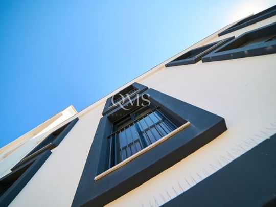 2 room luxury Flat for rent in Faro, Distrito de Faro - Photo 1