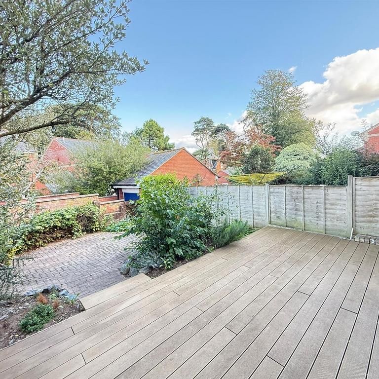 3 bedroom terraced house to rent - Photo 1