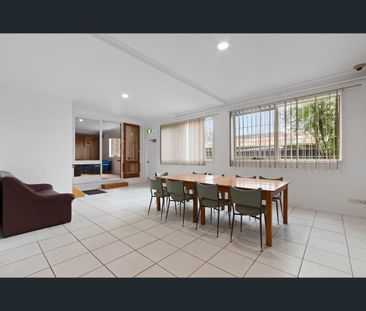 49 Vanbrook Street, Forest Hill, Vic 3131 - Photo 5