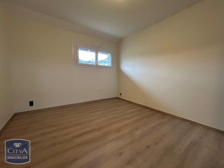 Location Appartement 3 pièces 63m² BRIVE LA GAILLARDE 19100 - Photo 3