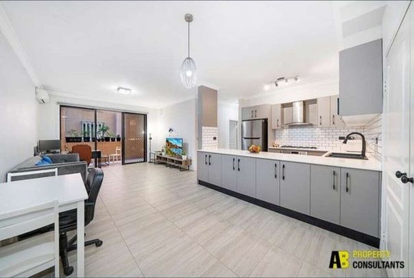 Parramatta - Photo 1