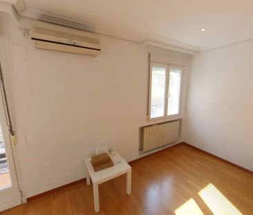 Piso de alquiler en Calle de Navas del Rey, Puerta del Ángel - Photo 1