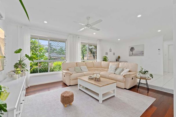 Serene Living in a Quiet Parkwood Pocket - Photo 1