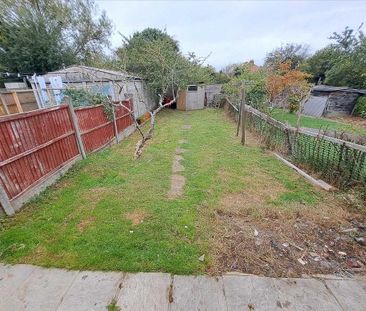 3 bedroom terraced house to rent - Photo 3