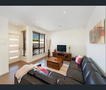 3/96 Crookston Road, Reservoir, Vic 3073 - Photo 4