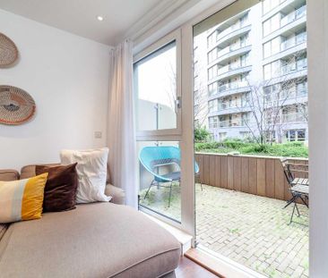 1 bedroom flat to rent - Photo 2