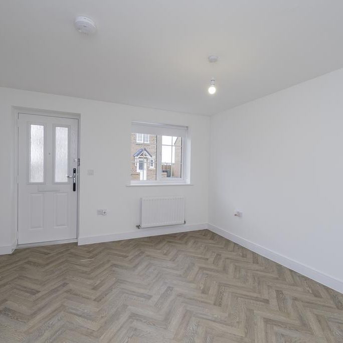 2 bedroom semi-detached house to rent - Photo 1