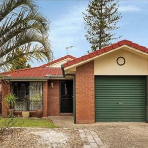 Great Size 3 Bedrooms Family House - Photo 3