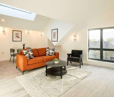 Cuckoo Hall Lane, London, N9 - Photo 5