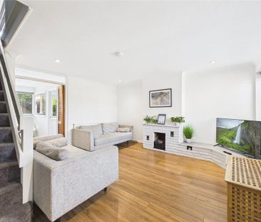 3 bedroom terraced house to rent - Photo 1