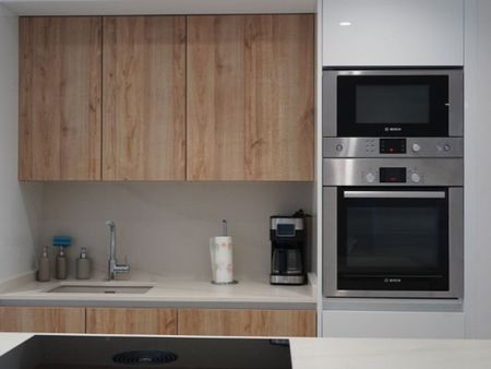 4 bedroom luxury Apartment for rent in Marbella, Andalusia - Photo 5