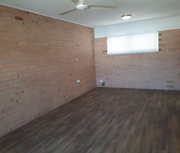 3/32 Paxton Street, North Ward - Photo 2