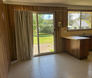 Three Bedroom Home - Photo 2