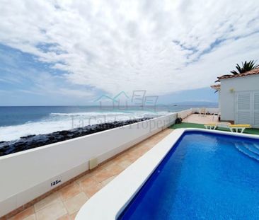 3 room luxury Villa for rent in Adeje, Canary Islands - Photo 2