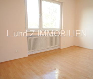 * Helle 3 Zimmer Wohnung mit Balkon * NUR BERUFSTÄTIGE Mieter erwün... - Photo 5