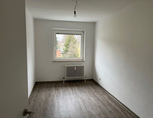 Familiengerechte 3-Zimmer-Wohnung frisch gestrichen - Ihre neue Wohnung? - Photo 1