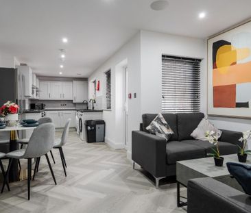 6 bedroom house to rent - Photo 1