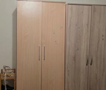 1 bedroom in a house share to rent - Photo 6