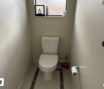 Property Management2 Beatrice Avenue (flat), Hillcrest - Flats for ... - Photo 2