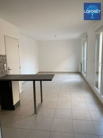 Apartment - Photo 2