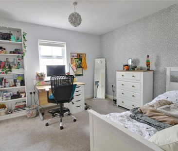 4 bedroom detached house to rent - Photo 3