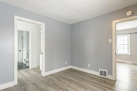 For Lease - 1305 Langmuir Avenue, London East, Ontario - Photo 3