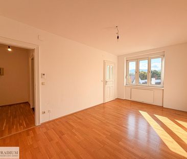 2-Zimmer-Altbauwohnung zwischen Grüner Markt und Kurpark - Photo 2